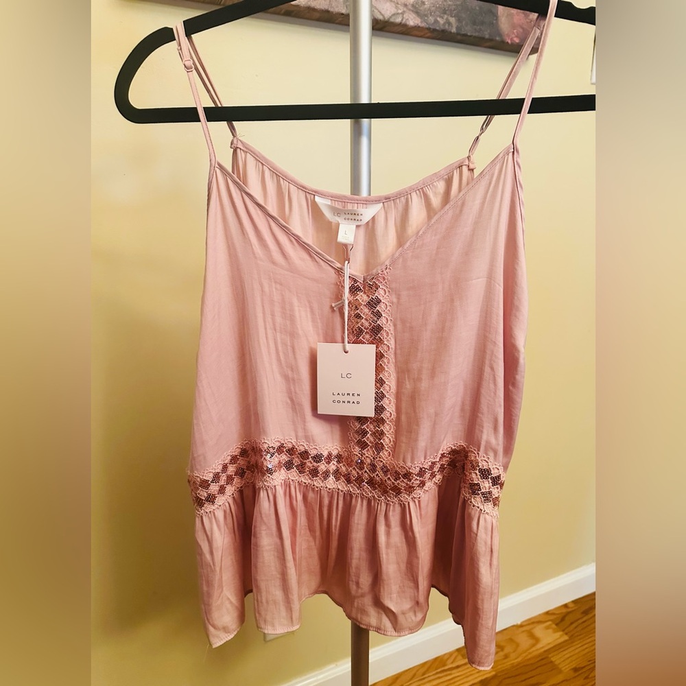 Lauren Conrad NWT Conrad Cami Tank Blush/Sequin 
Sz Large 
100% Polyester